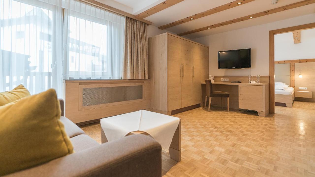 Wellnesshotel Mein Almhof Superior Наудерс Екстер'єр фото